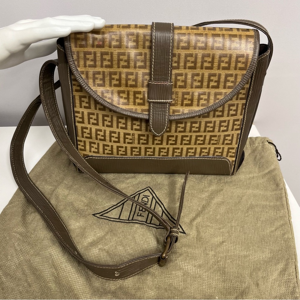 Vintage Fendi Zucca FF Logo‎ Vinyl and Leather Bag Brown Sleeper Bag & Card